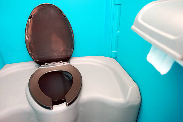 Best Portable restroom trailer rental  in Elizabeth City, NC