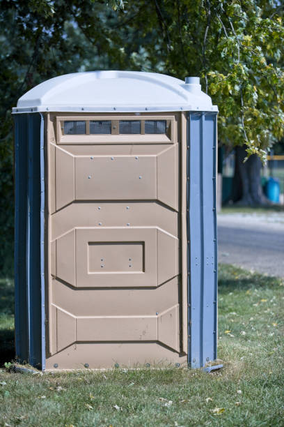 Best Portable restroom trailer rental  in Elizabeth City, NC